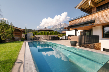 Alpiner Stil & höchster Komfort: Chalet mit traumhaftem Bergblick & Pool, 6380 St. Johann in Tirol, Etagenwohnung